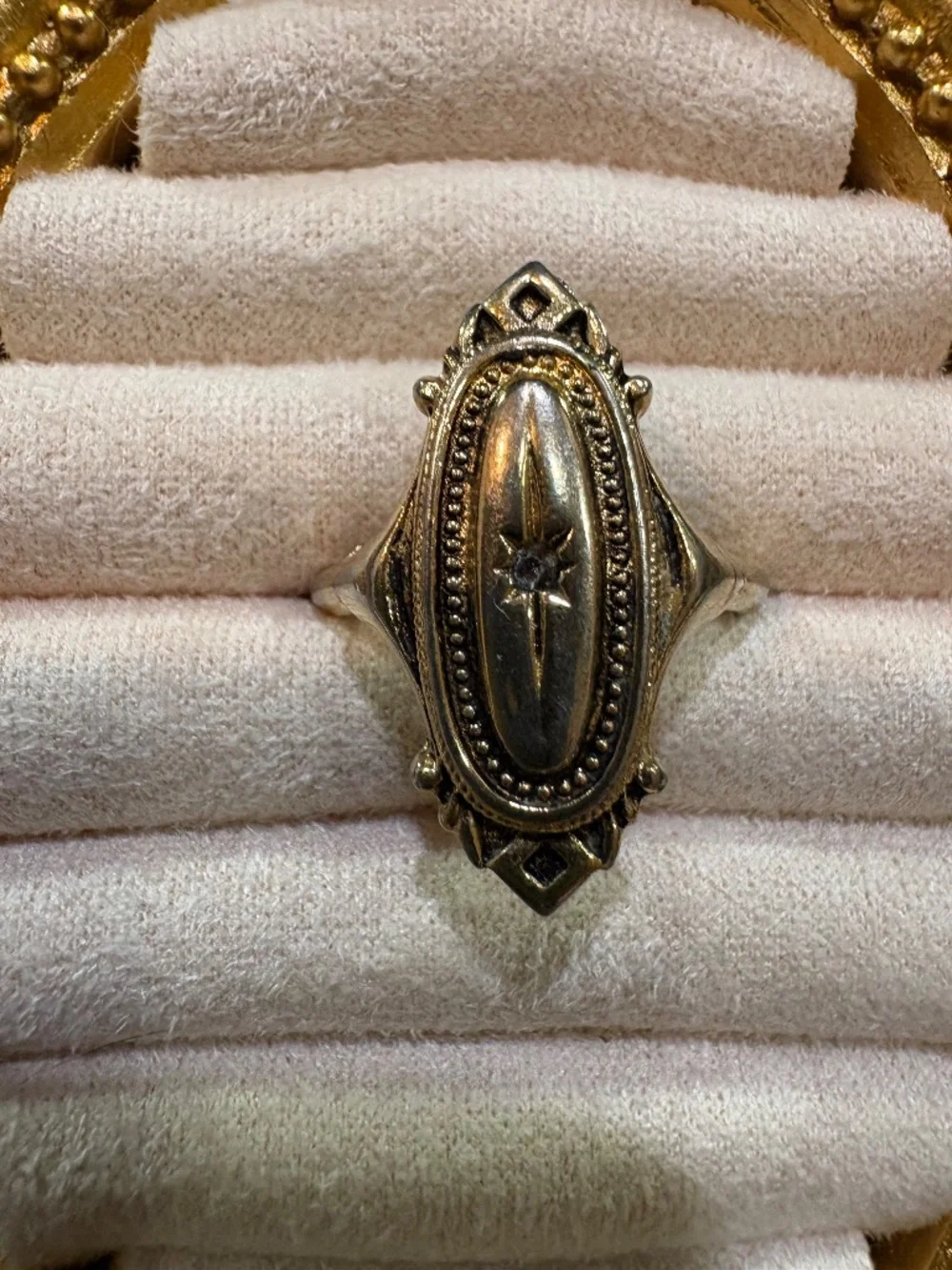 Avon Kensington Ring Vintage- Missing Center Stone